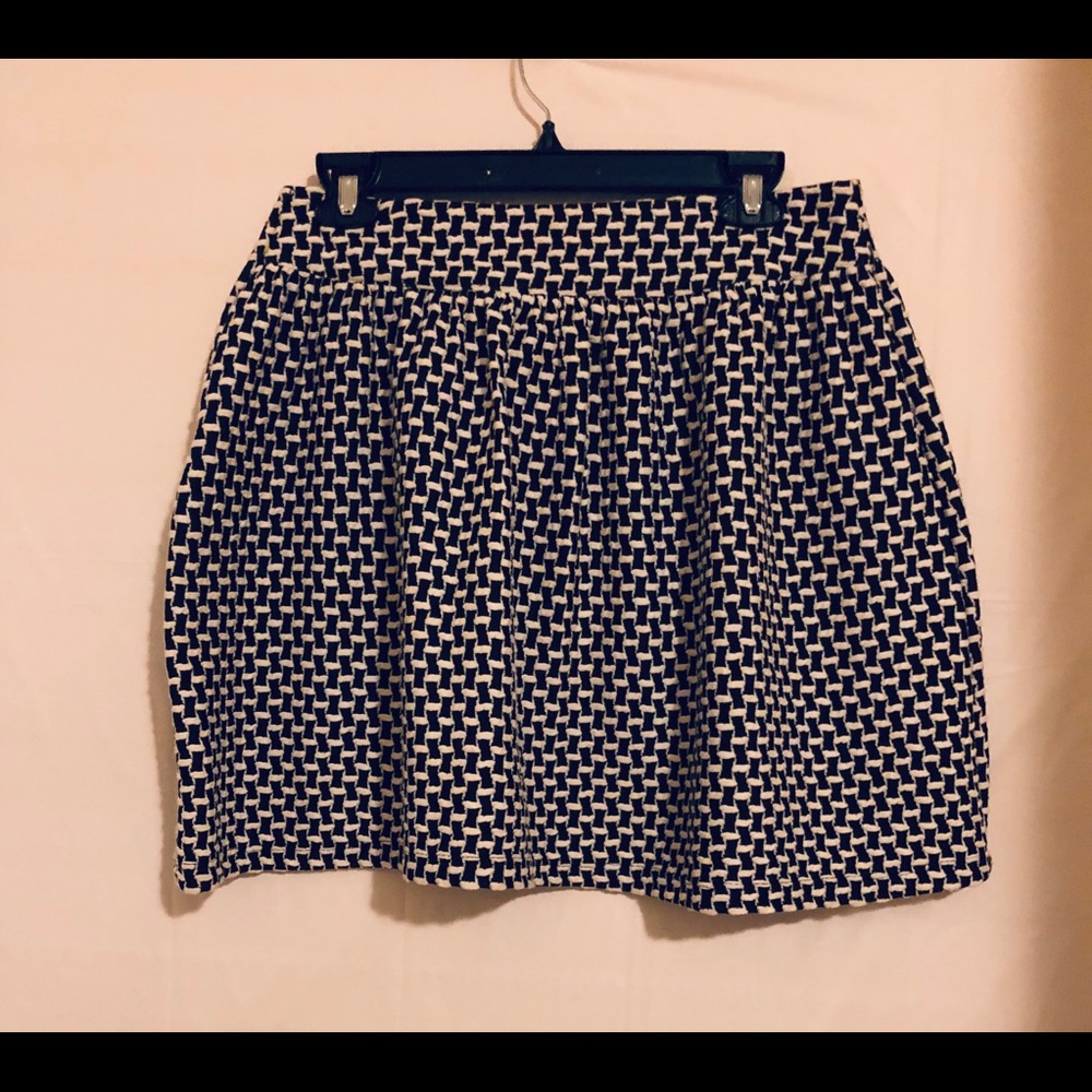 Francesca’s Birdcage Label black and white Skirt